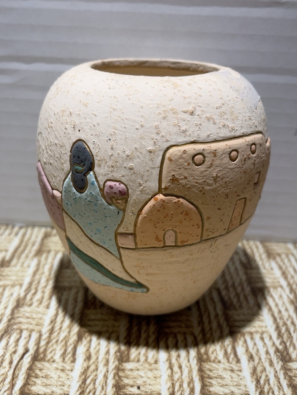 Vintage Southwestern Art Pottery Vase Pueblo Scene Textured Ceramic 5.5”